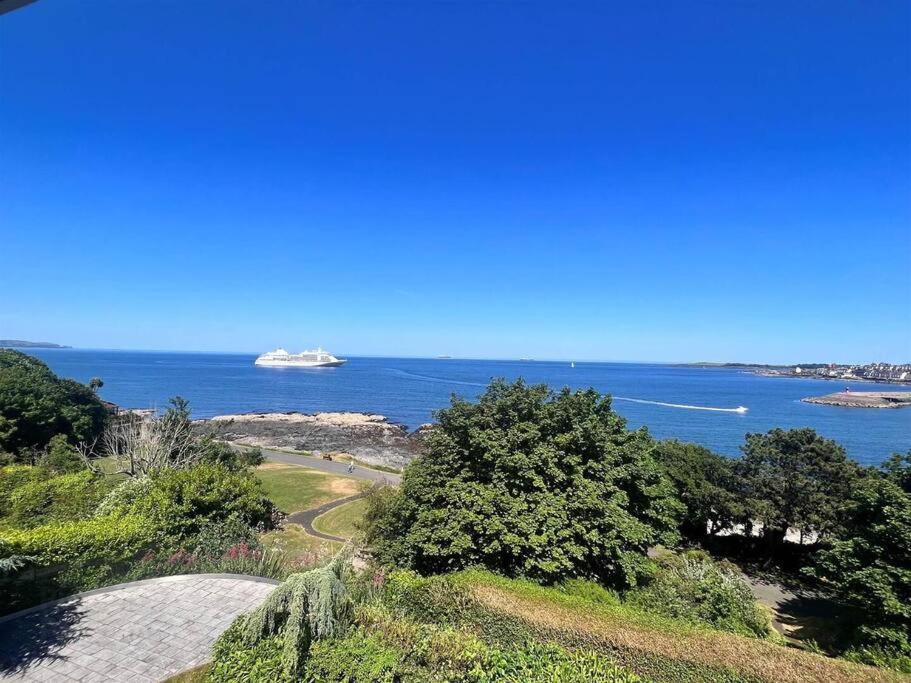 Skippingstone Beach Loft With Amazing Sea Views Bangor  Exterior photo